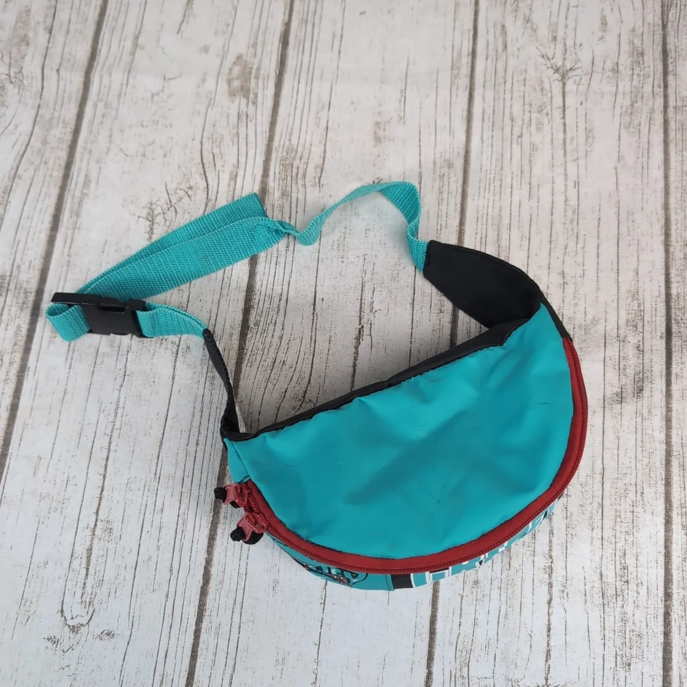 Vintage 1994 Vancouver Grizzlies Fanny Pack Belt Bag NBA - Picture 2 of 8